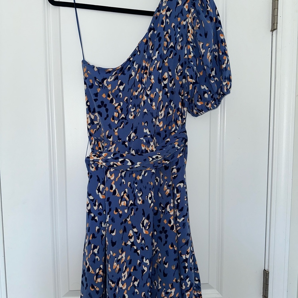 Nine West Stylish Blue and Coral Patterned One Shoulder Ballon Sleeve Mini Dress - Picture 9 of 9